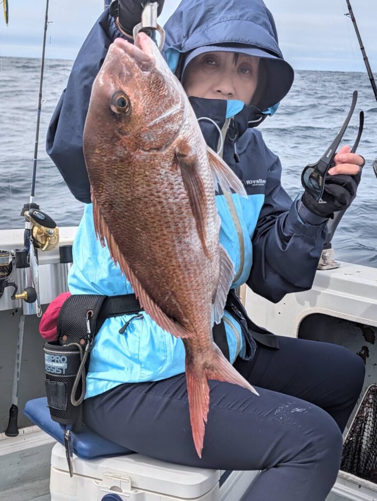 2026年8月31日 鹿島港 横ちゃん丸 ヒラメ・アジ船 釣果|ヒラメよしこちゃん:1 写真4